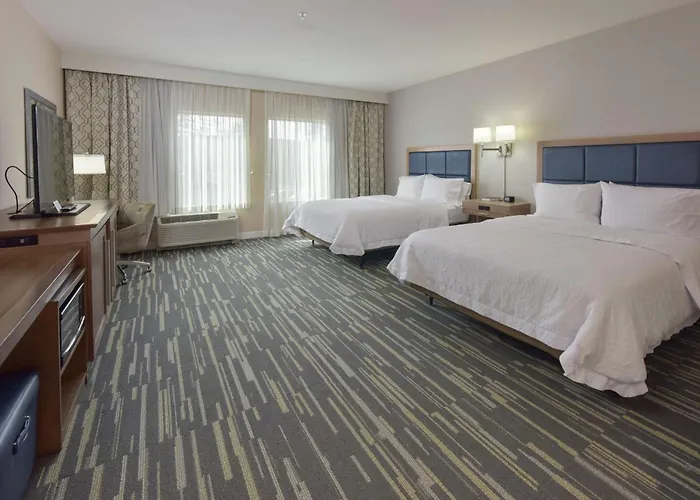 Hampton Inn & Suites Seattle/Redmond Wa