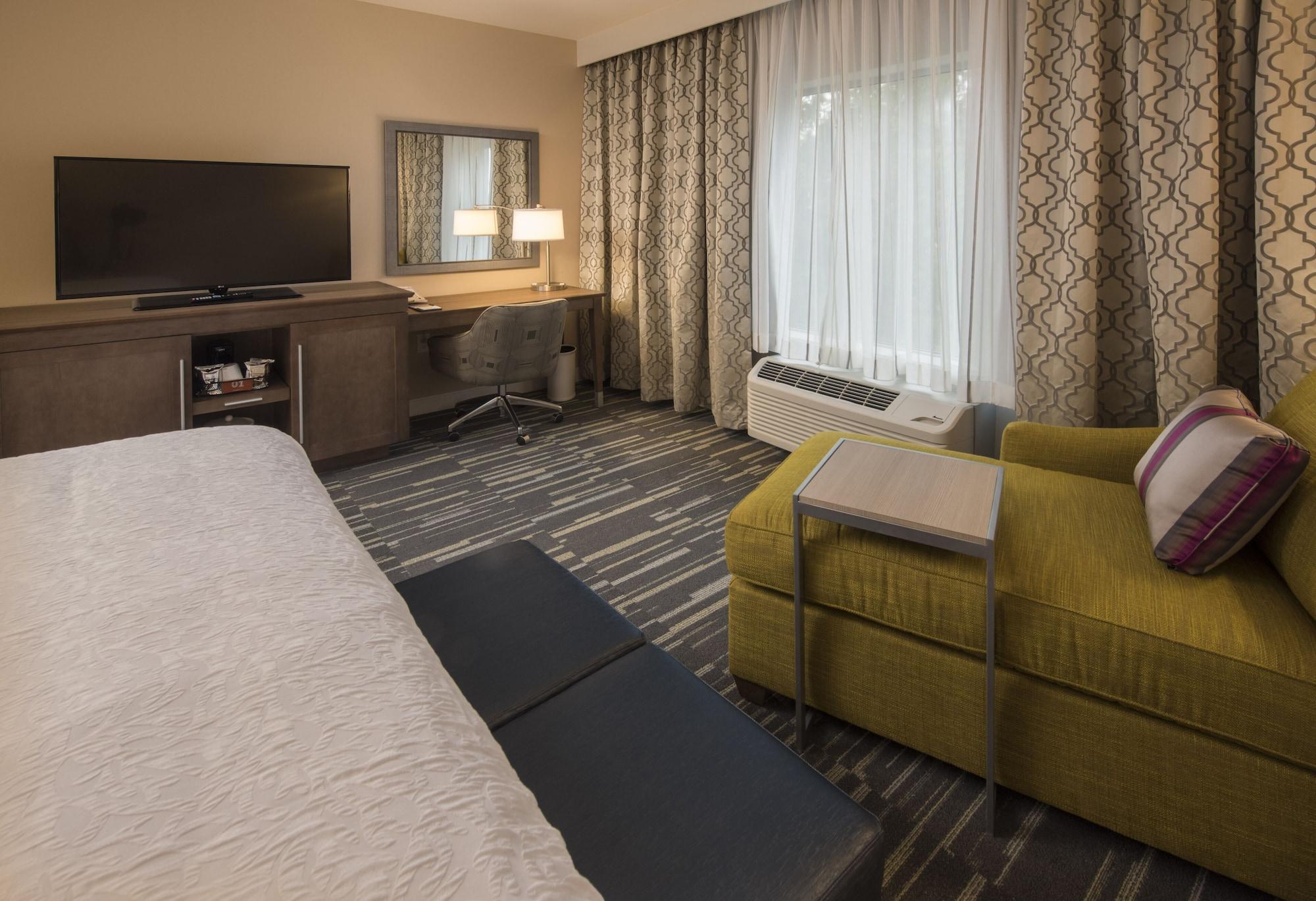 Hampton & Seattle/redmond Wa 3*