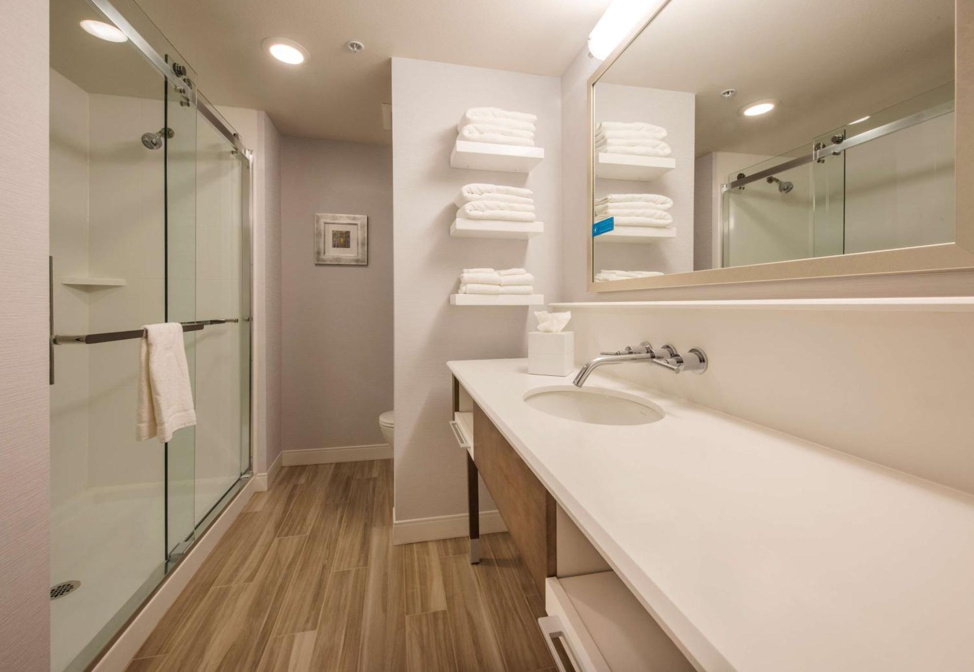 Hampton & Seattle/redmond Wa Hotel 3*