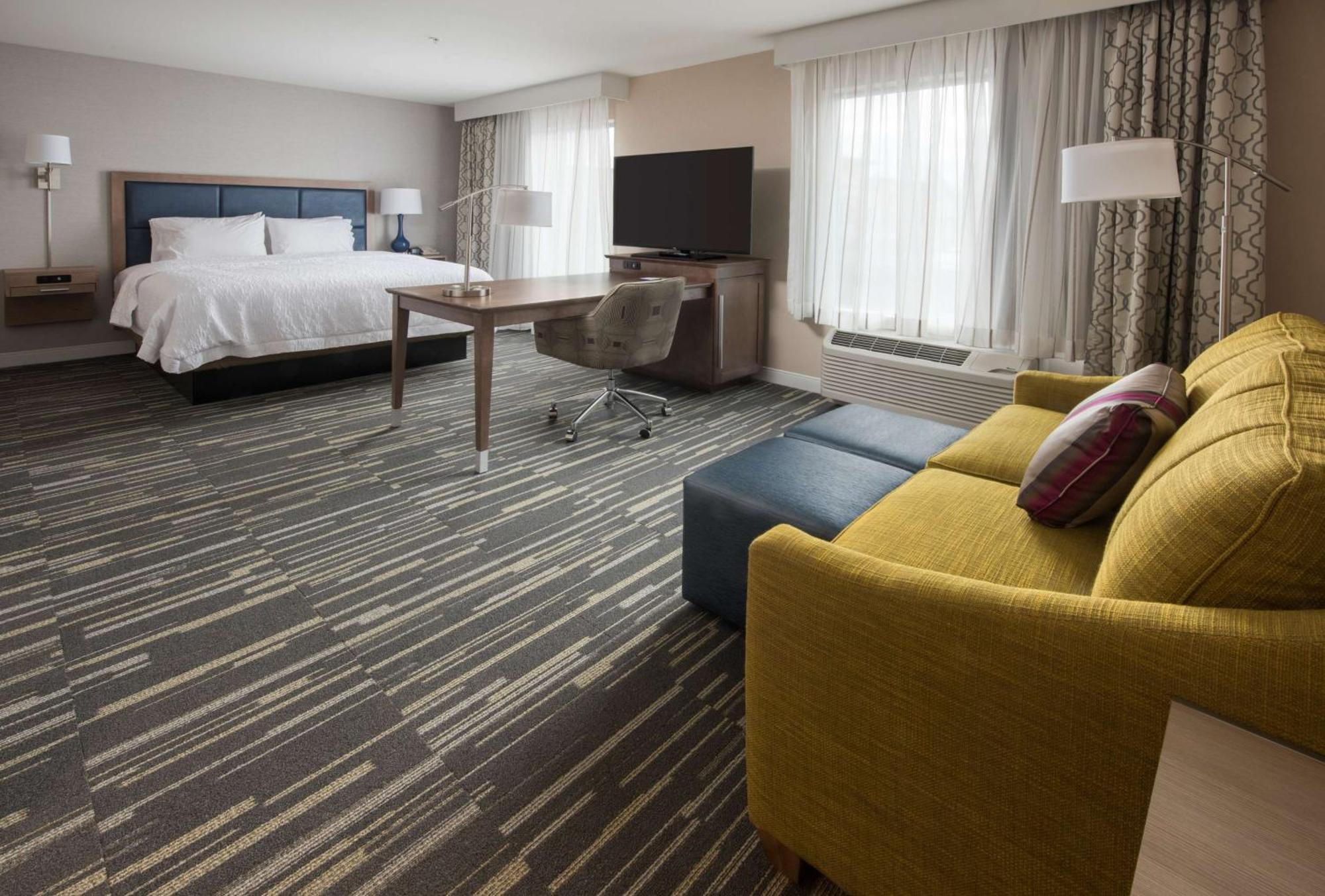 Hampton & Seattle/redmond Wa 3*